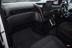 2021 Hyundai STARIA