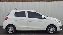2017 Mitsubishi Mirage ES