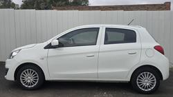 2017 Mitsubishi Mirage ES