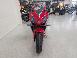 2025 Honda CBR650RAC Red