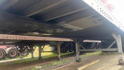 2004 Maxitrans 22P Dry Van Red