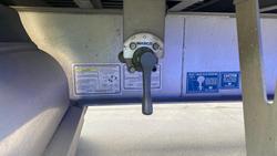 2014 Maxitrans 18P Dry Van White