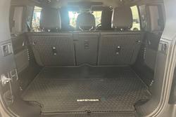 2024 Land Rover Defender 110 P300 S