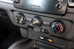 2025 Mazda BT-50 XT
