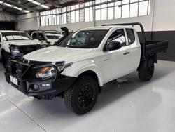2017 Mitsubishi Triton GLX