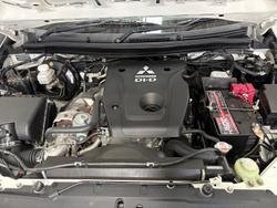 2017 Mitsubishi Triton GLX