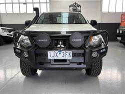 2017 Mitsubishi Triton GLX