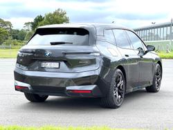 2022 BMW iX xDrive40 Sport