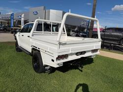2022 Toyota Hilux SR