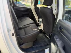 2022 Toyota Hilux SR