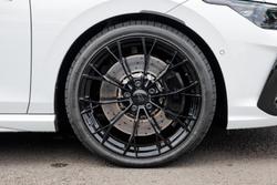 2025 Volkswagen Golf R Black Edition