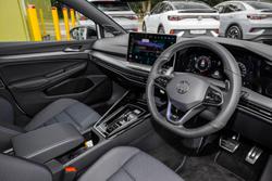 2025 Volkswagen Golf R Black Edition