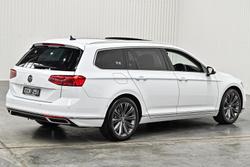 2022 Volkswagen Passat 162TSI Elegance