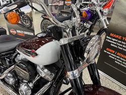 2021 Harley-Davidson Slim 107 (FLSL) Softail Maroon
