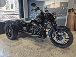 2025 Harley-Davidson Freewheeler 114 (FLRT) Freewheeler Black