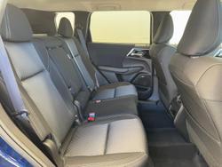 2025 Mitsubishi Outlander LS