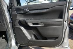 2025 Ford Everest Black Edition