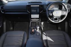 2025 Ford Everest Black Edition