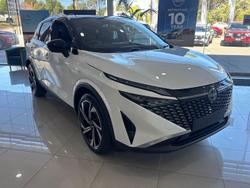 2026 Nissan QASHQAI Ti-L e-POWER J12 MY26 Pearl White with Onyx Black Roof