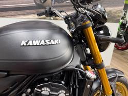 2025 Kawasaki Z900RS SE Black