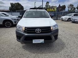 2015 Toyota Hilux Workmate TGN121R 4x2 Glacier White