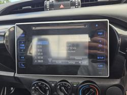 2015 Toyota Hilux Workmate TGN121R 4x2 Glacier White