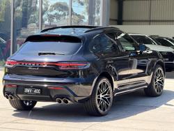 2022 Porsche Macan S 95B MY22 AWD Jet Black