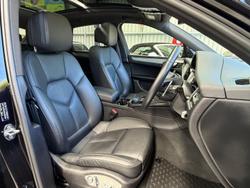 2022 Porsche Macan S 95B MY22 AWD Jet Black