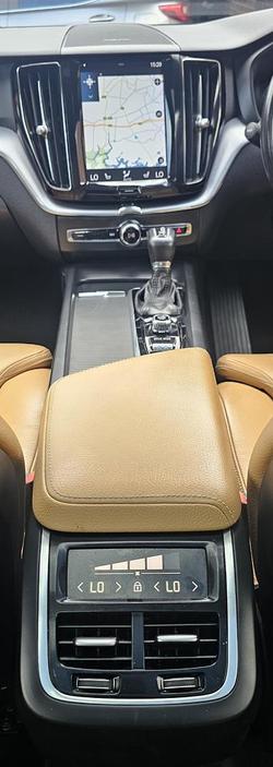 2020 Volvo XC60 T5 Momentum MY20 AWD Fusion Red