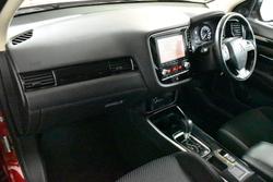 2020 Mitsubishi Outlander ES