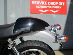 2004 Triumph THRUXTON 900 BLACK