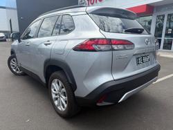 2024 Toyota Corolla Cross GXL