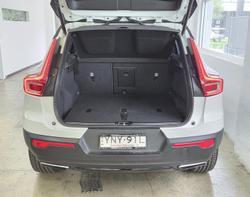 2020 Volvo XC40 T5 R-Design