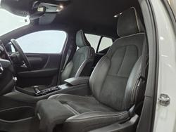 2020 Volvo XC40 T5 R-Design