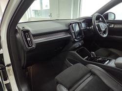 2020 Volvo XC40 T5 R-Design