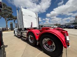 2025 Kenworth T909 
