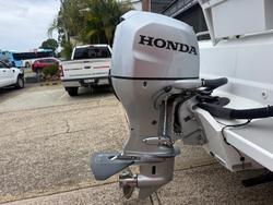 2014 Formosa Sea-Rod Offshore 480 Side Console