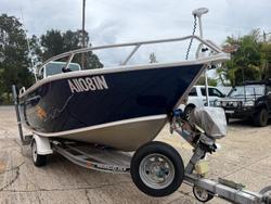 2014 Formosa Sea-Rod Offshore 480 Side Console
