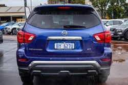 2019 Nissan Pathfinder ST+