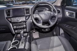 2019 Nissan Pathfinder ST+