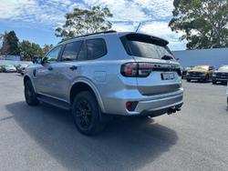 2025 Ford Everest Black Edition