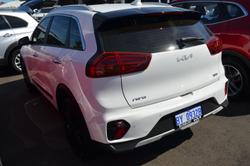 2021 Kia Niro Hybrid Sport