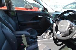 2021 Kia Niro Hybrid Sport