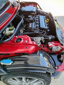 2004 MINI Hatch Cooper R50 MY05 Chilli Red