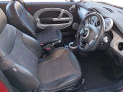 2004 MINI Hatch Cooper R50 MY05 Chilli Red