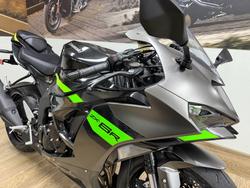 2026 Kawasaki 2026 Kawasaki 636CC NINJA ZX-6R GREY/BLACK
