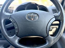 2010 Toyota Hilux SR KUN26R MY10 4X4 Glacier White