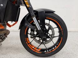 2013 Ktm 690 DUKE White