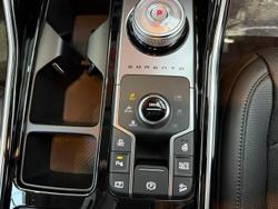 2025 Kia Sorento HEV Sport