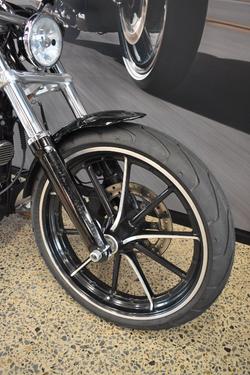 2014 HARLEY-DAVIDSON BREAKOUT